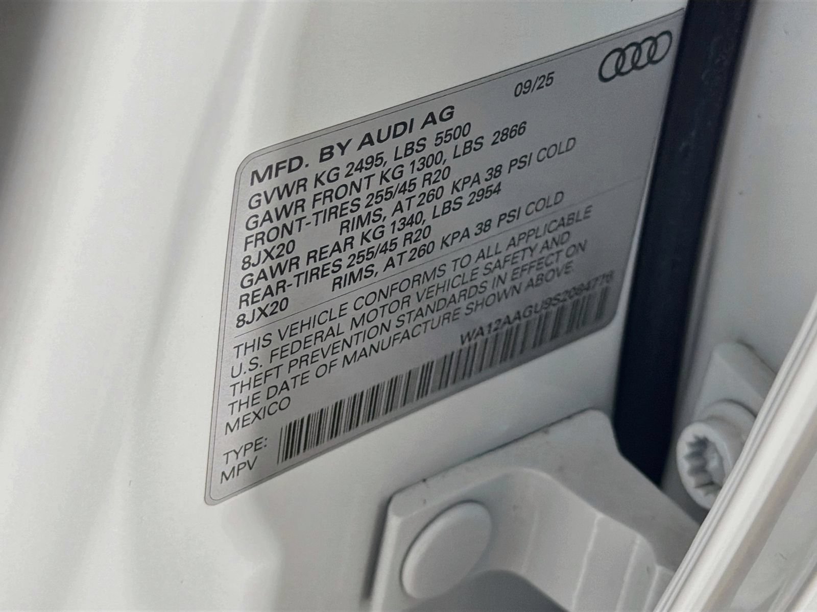 Certified 2025 Audi Q5 Premium w/ Premium Plus AWD/4WD image 33