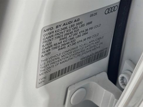 Certified 2025 Audi Q5 Premium w/ Premium Plus AWD/4WD image 33