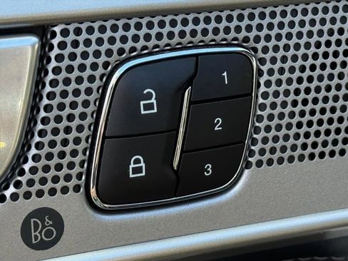 Used 2023 Ford Explorer Limited w/ Equipment Group 301A image 28