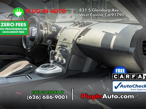 Used 2006 Nissan 350Z Enthusiast RWD image 11