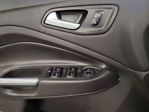 Used 2017 Ford Escape SE image 20