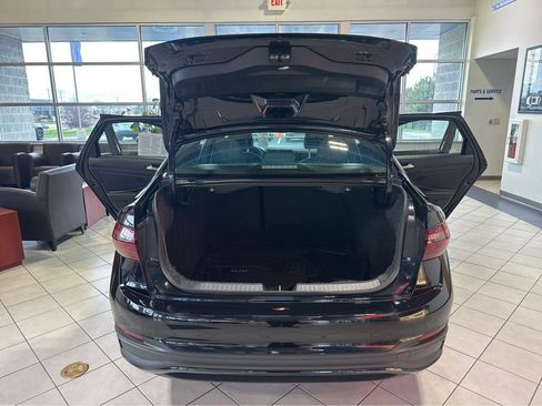 Used 2025 Volkswagen Jetta Sport FWD image 11