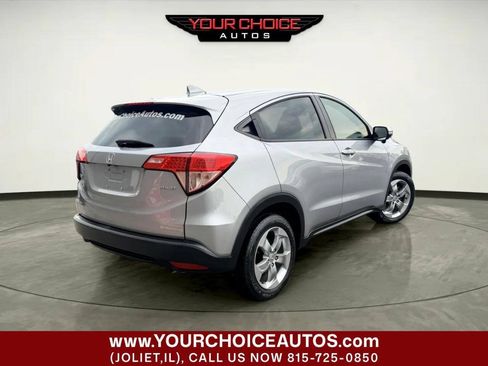 Used 2017 Honda HR-V EX image 6