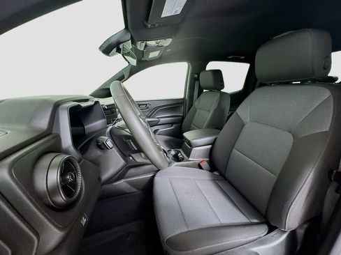 Used 2023 Chevrolet Colorado Trail Boss image 10