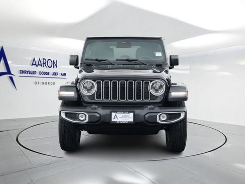 New 2026 Jeep Wrangler Unlimited Sahara AWD/4WD image 4
