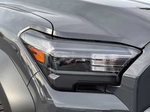 New 2025 Toyota 4Runner TRD Off-Road Premium image 31