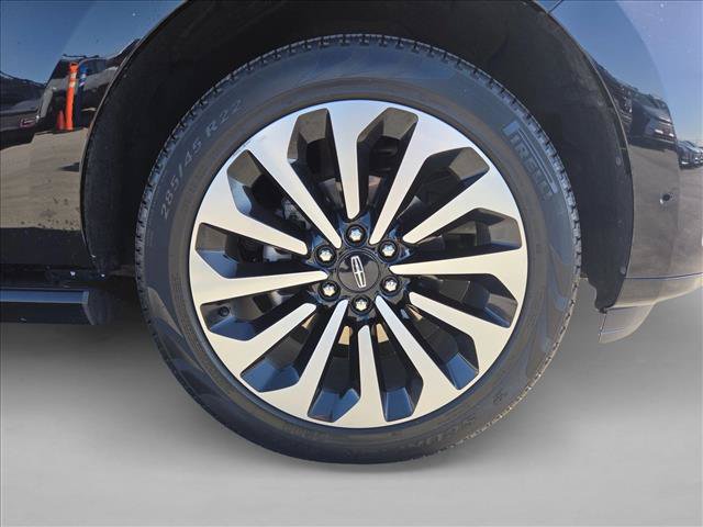 Used 2022 Lincoln Navigator Reserve AWD/4WD image 20