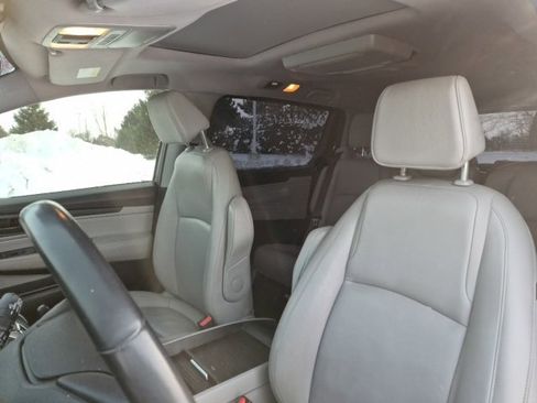 Used 2019 Honda Odyssey EX-L image 17