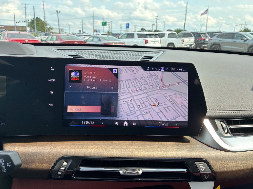 New 2027 BMW X1 xDrive28i AWD/4WD image 14