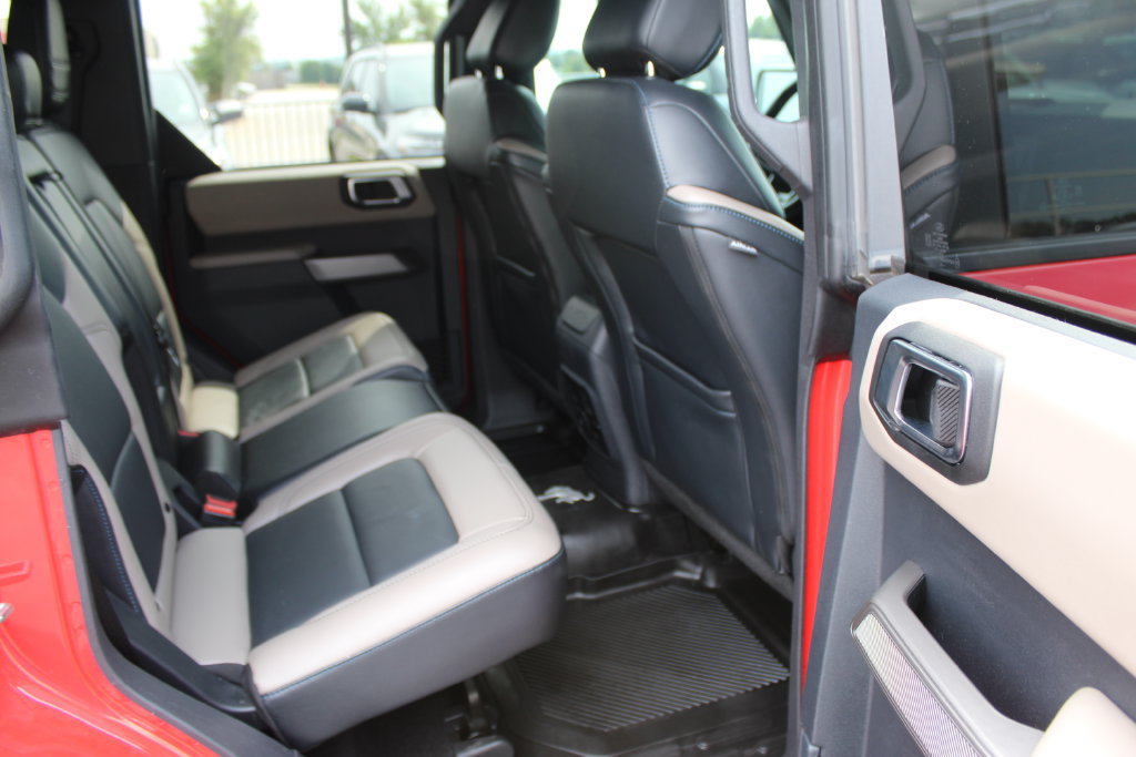 Used 2023 Ford Bronco Wildtrak AWD/4WD image 14
