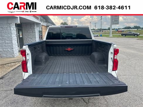 Used 2021 Chevrolet Silverado 1500 RST AWD/4WD image 9