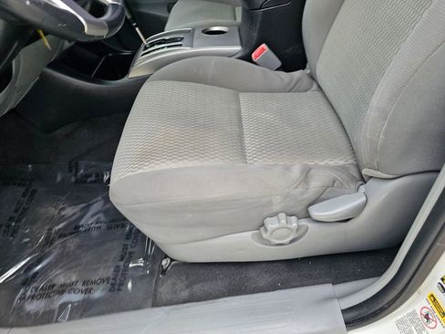 Used 2015 Toyota Tacoma PreRunner w/ SR5 Package RWD image 13