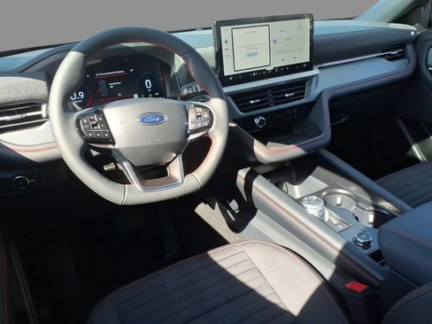 New 2026 Ford Explorer ST-Line image 6