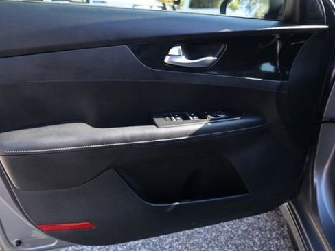 Used 2023 Kia Forte GT-Line image 16