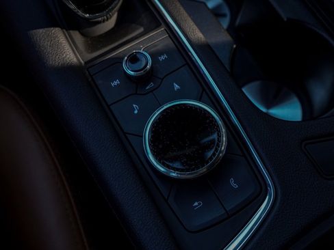 Used 2023 Cadillac XT5 Premium Luxury w/ Technology Package image 15