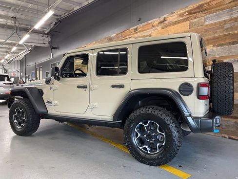 Used 2022 Jeep Wrangler Unlimited Rubicon 4xe w/ Cold Weather Group image 28