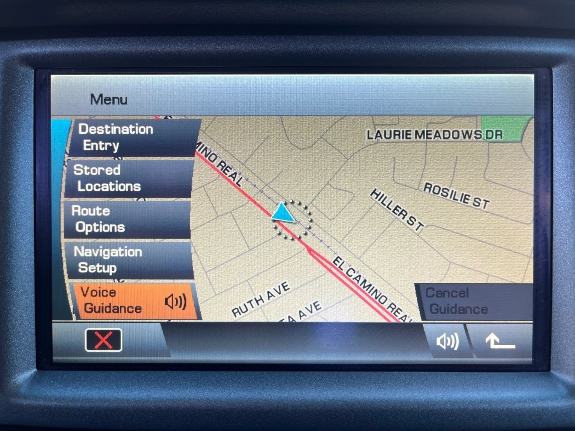Used 2011 Land Rover Range Rover HSE LUX AWD/4WD image 24