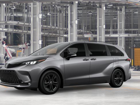 New 2026 Toyota Sienna XSE AWD/4WD image 2