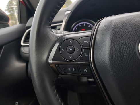 Used 2024 Toyota Camry SE image 20