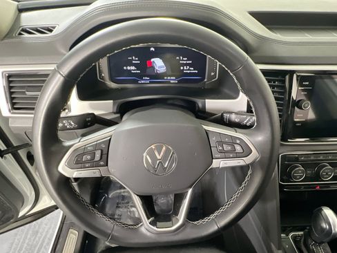 Used 2023 Volkswagen Atlas SEL image 11