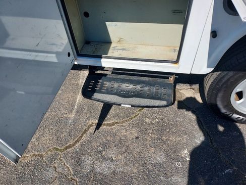 Used 2020 Chevrolet Silverado 2500 W/T w/ WT Convenience Package image 14