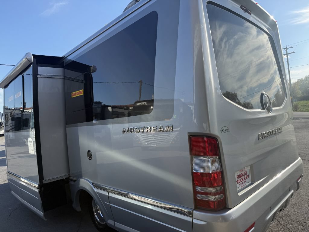 Used 2020 Mercedes-Benz Sprinter 3500 image 26