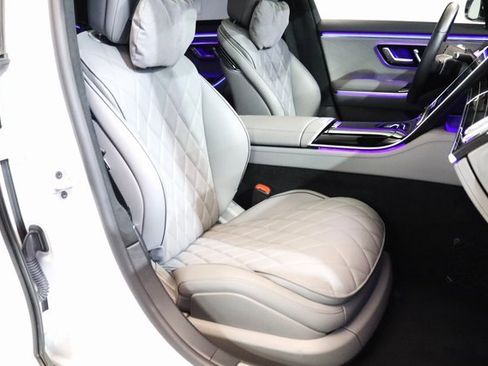 Used 2023 Mercedes-Benz S 580 4MATIC Sedan image 20