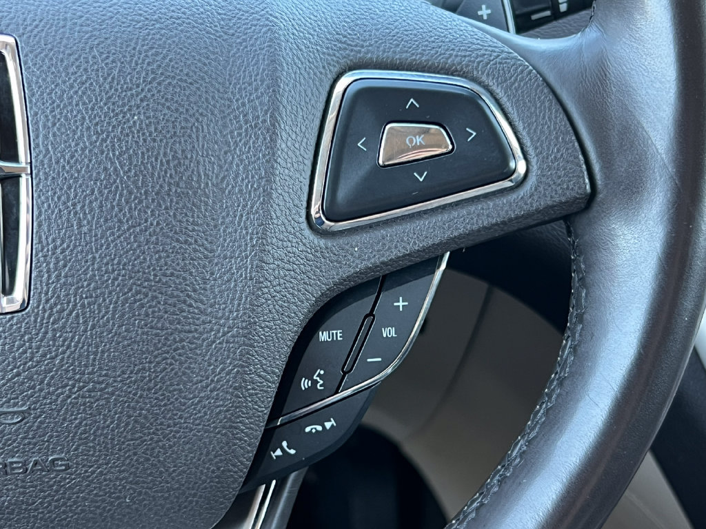 Used 2019 Lincoln MKC Select w/ Select Plus Package AWD/4WD image 21