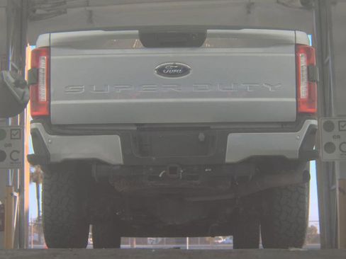 Used 2023 Ford F250 XL w/ STX Appearance Package AWD/4WD image 7