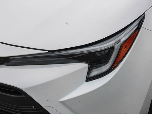Used 2024 Toyota Corolla LE FWD image 6