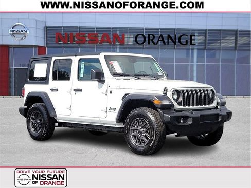 Used 2024 Jeep Wrangler Sport S image 1