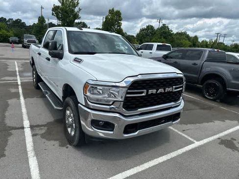 Used 2024 RAM 2500 Big Horn AWD/4WD image 14