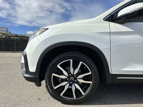 Used 2019 Honda Pilot Elite image 18