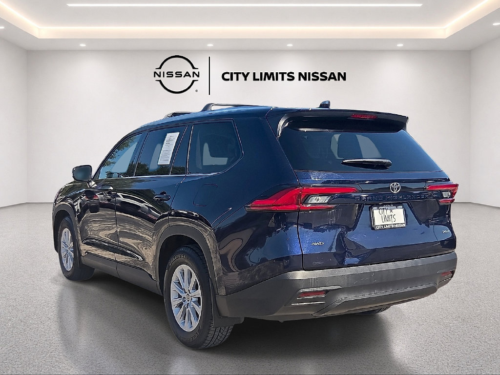 Used 2024 Toyota Grand Highlander AWD image 5