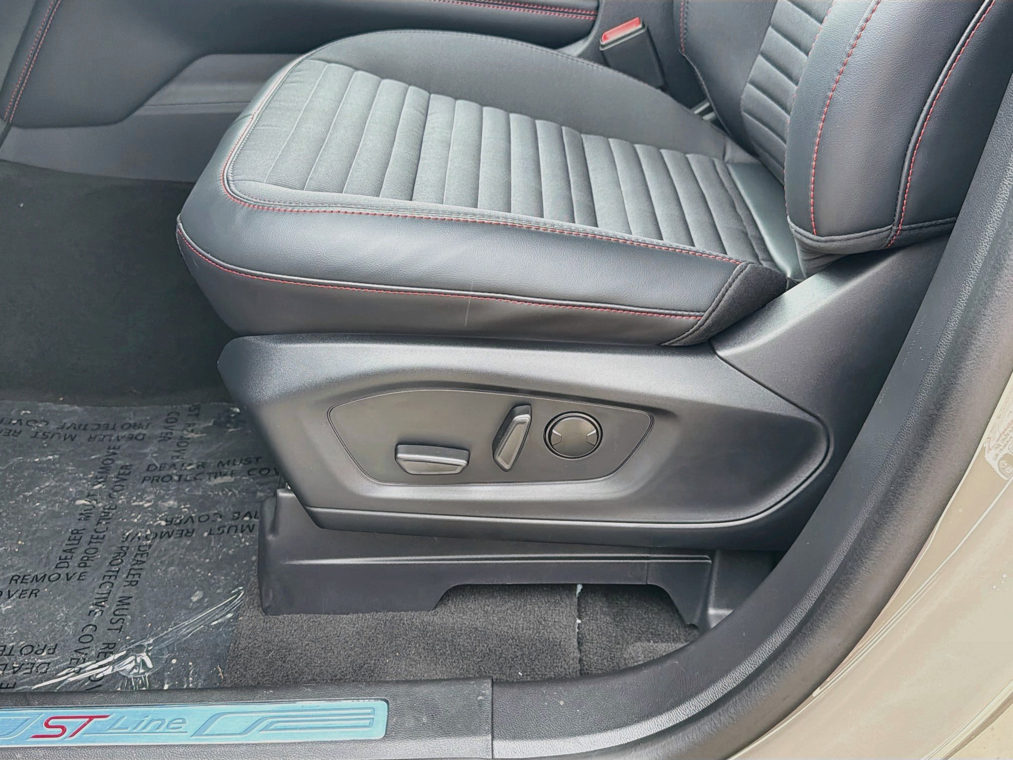 New 2027 Ford Explorer ST-Line RWD image 13