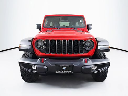 Used 2024 Jeep Wrangler Unlimited Rubicon w/ Safety Group AWD/4WD image 2
