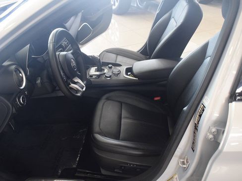 Used 2022 Alfa Romeo Giulia Ti RWD image 43
