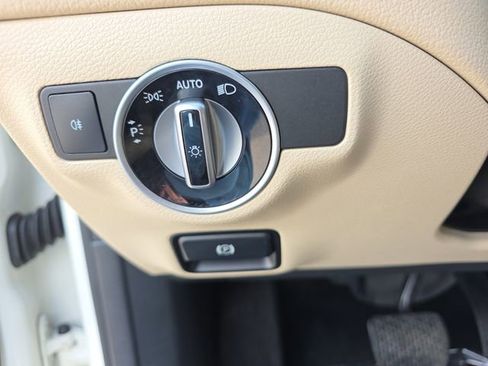 Used 2017 Mercedes-Benz CLA 250 image 19