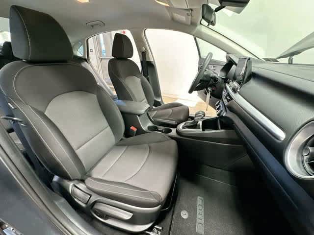 Used 2023 Kia Forte LXS w/ LXS Technology Package FWD image 20