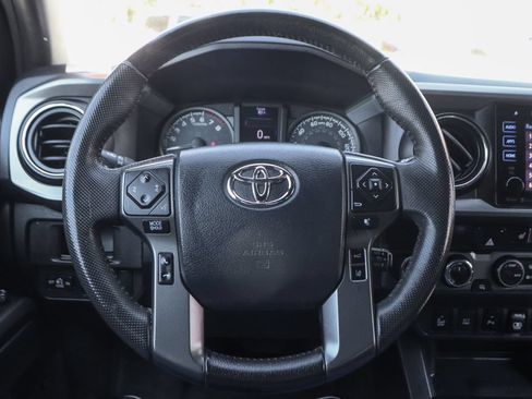 Used 2019 Toyota Tacoma TRD Pro AWD/4WD image 21
