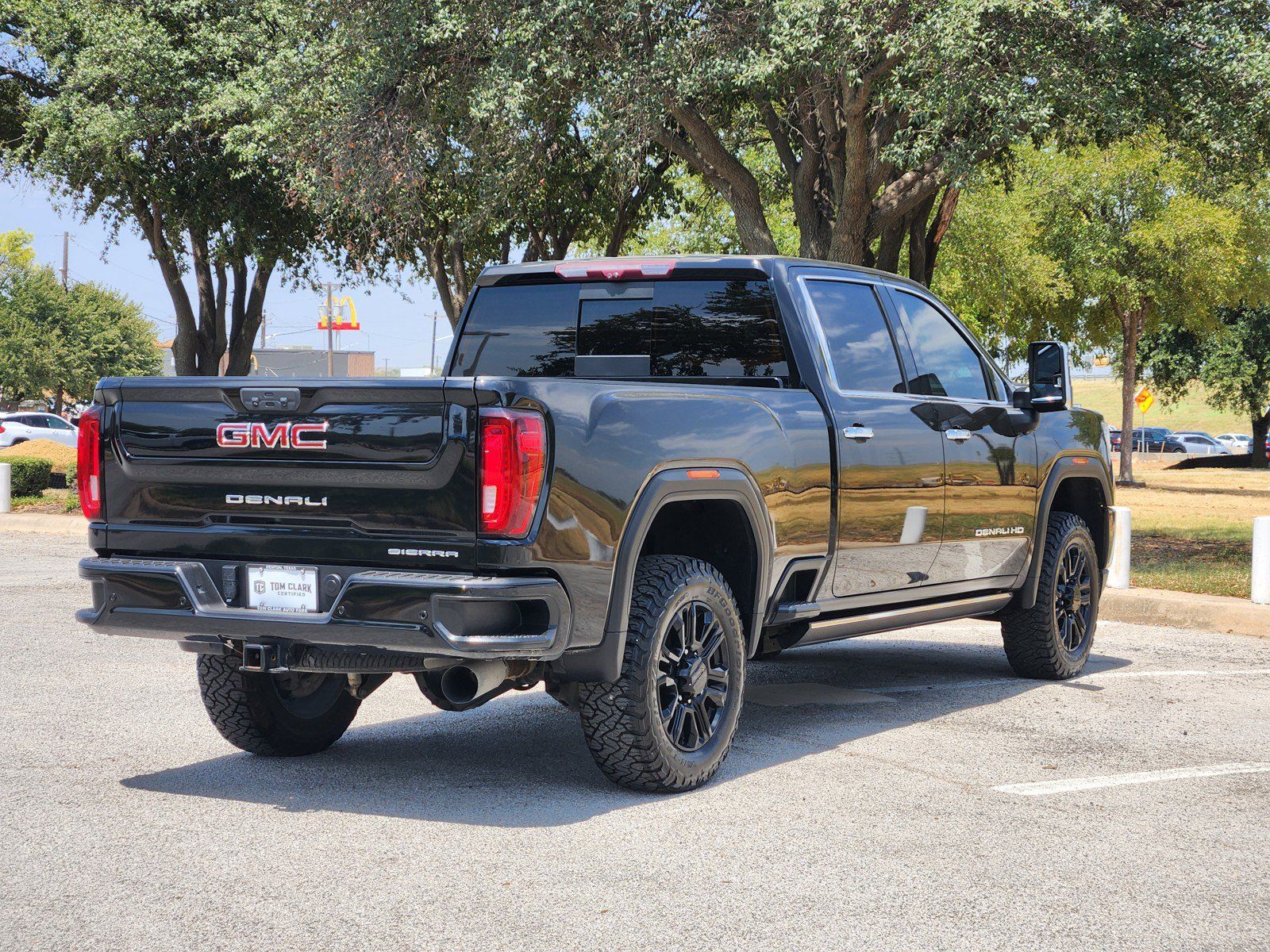 Used 2021 GMC Sierra 3500 Denali w/ Denali Black Diamond Edition AWD/4WD image 5