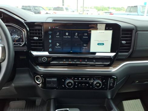 Used 2025 Chevrolet Silverado 1500 RST w/ Convenience Package II AWD/4WD image 10