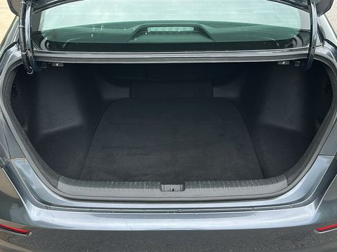 Used 2024 Honda Accord EX image 6