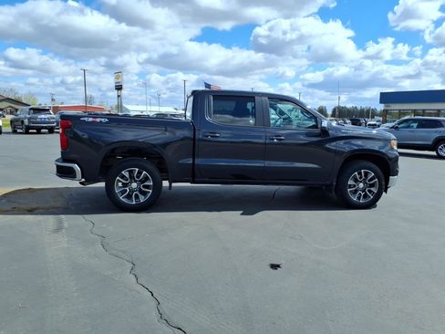 Used 2024 Chevrolet Silverado 1500 LT AWD/4WD image 7