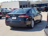 Used 2020 Ford Fusion SE image 5