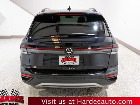 Used 2025 Volkswagen Taos S FWD image 4