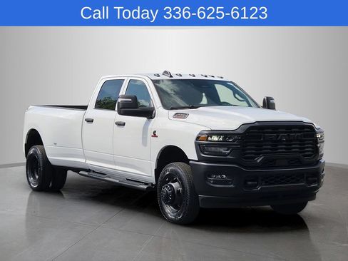 New 2026 RAM 3500 Tradesman AWD/4WD image 6