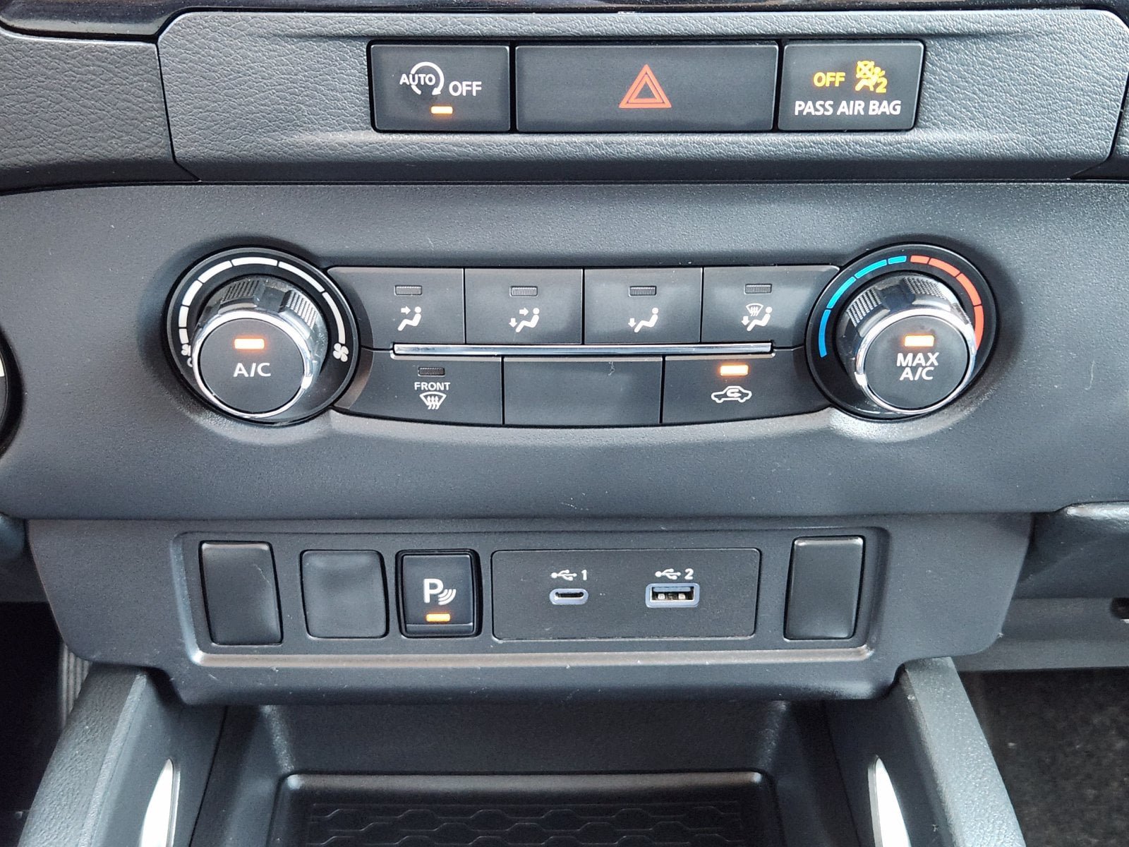 Used 2024 Nissan Frontier SV w/ Technology Package AWD/4WD image 26