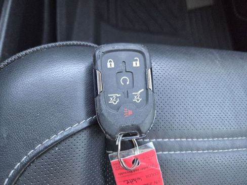 Used 2019 GMC Yukon XL Denali w/ Denali Ultimate Package image 40