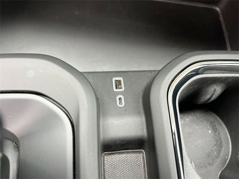 Used 2024 GMC Sierra 1500 AT4 w/ Technology Package image 36